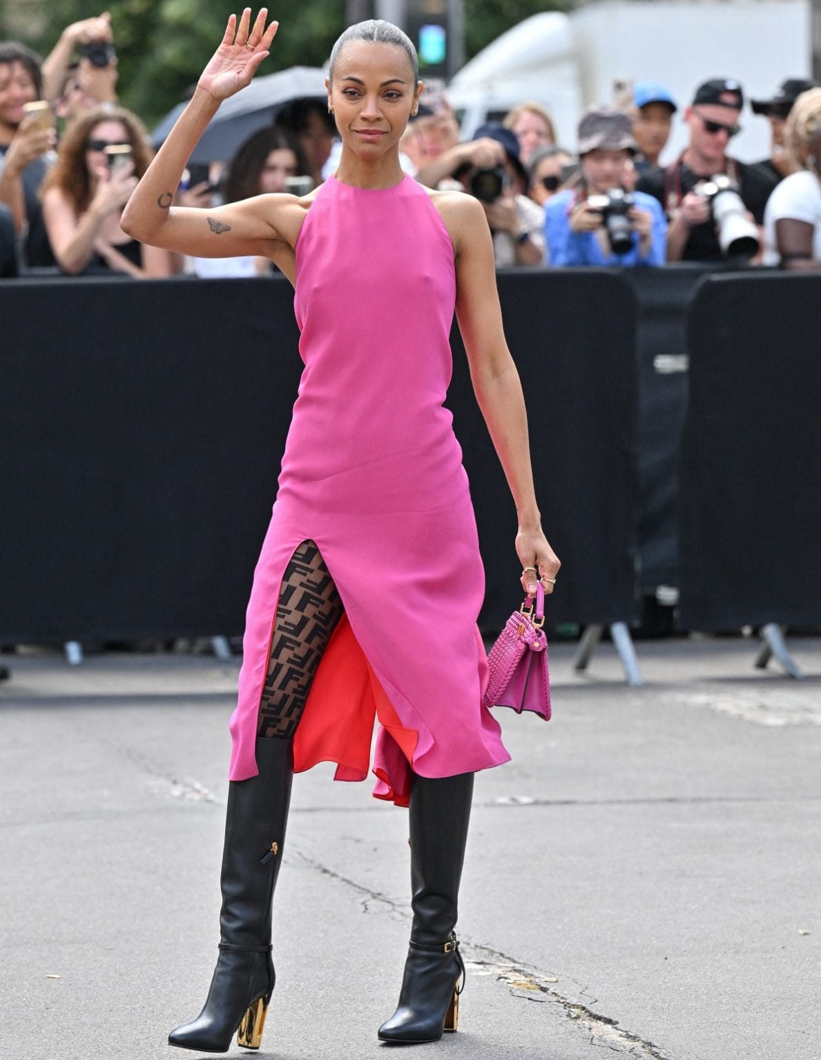 Zoe Saldaña Goes Braless in Hot Pink Fendi Dress at Paris Haute Couture