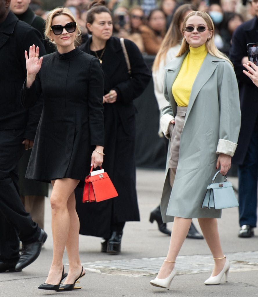 Reese Witherspoon and Daughter Ava Shine at Fendi's Paris Couture Show ...