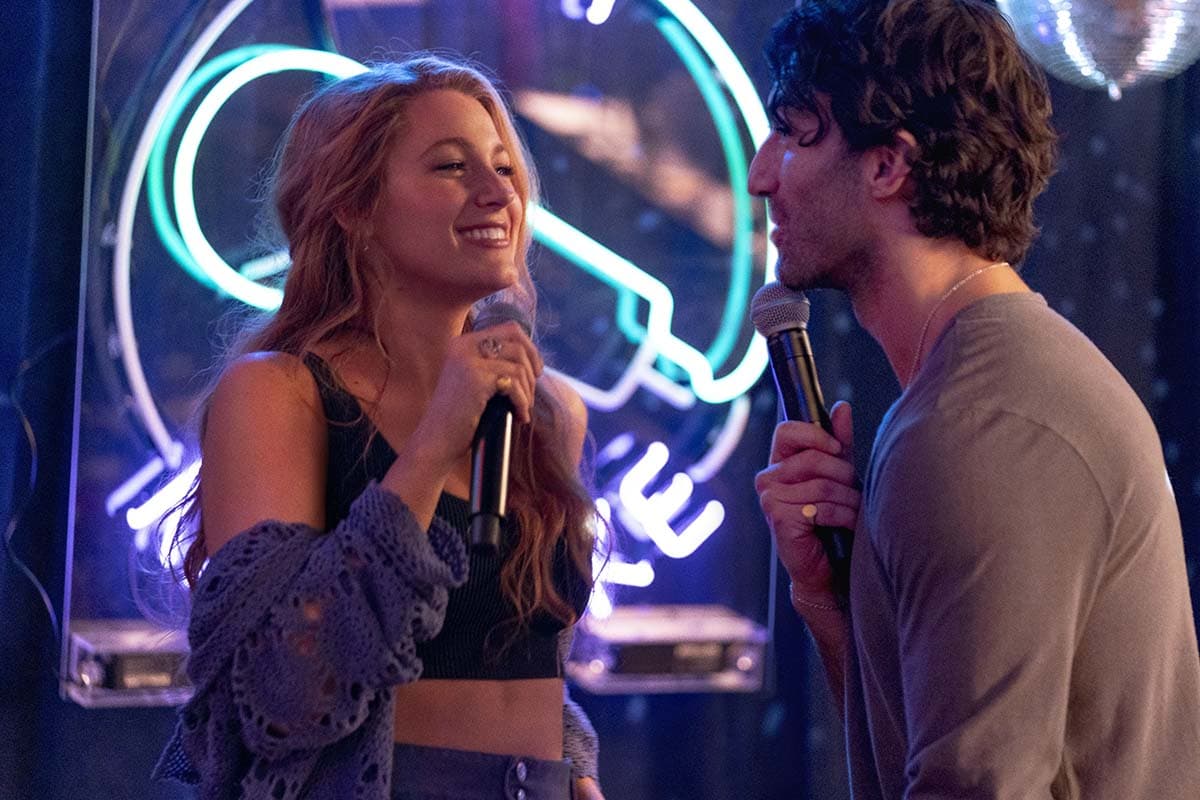 Blake Lively and Justin Baldoni star as Lily Bloom and Ryle Kincaid in It Ends with Us