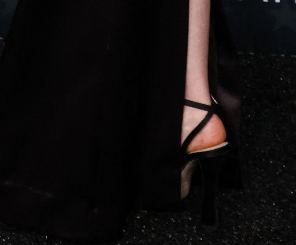 Rachel Brosnahan shows a glimpse of her Miu Miu bow open-toe sandals